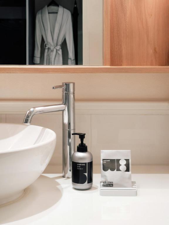 The StandardX, Bangkok Phra Arthit - 5