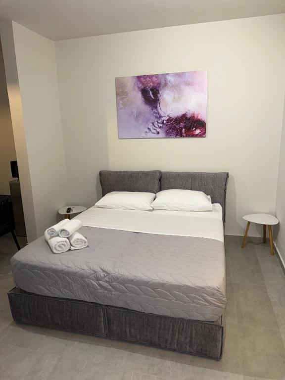 Postel nebo postele na pokoji v ubytování STAY-FIVE rooms & apartments