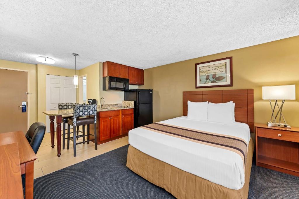 Best Western Cascadia Inn - Queen Room Met Kitchenette - Niet -roken
