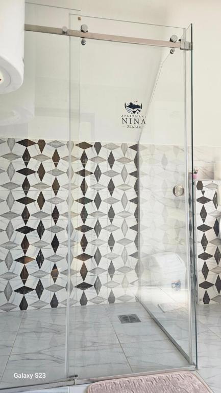 Phòng tắm tại Apartmani NINA Zlatar