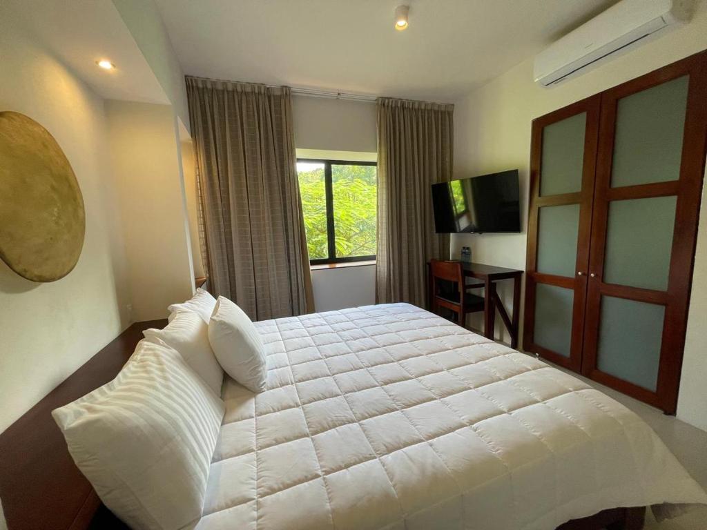 Cuatro Lunas Hotel Boutique - Habitación King Con Vistas Al Jardín