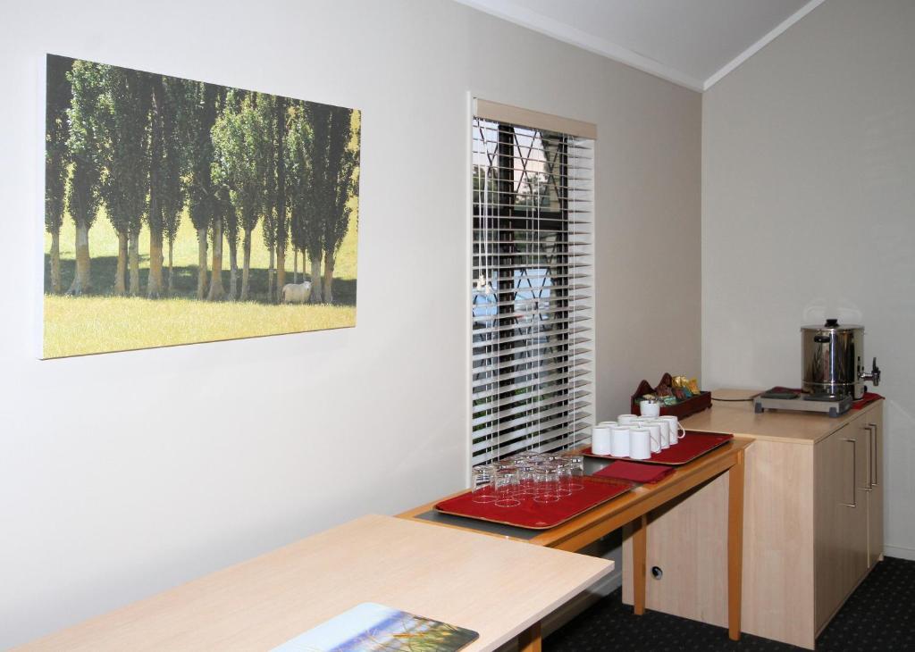 Bentleys Motor Inn - Resim 33