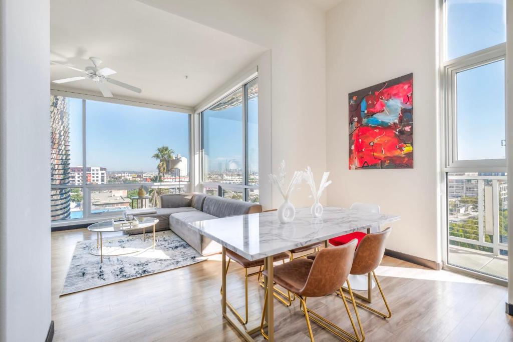 Juan Les Pins - Seafront - Top In Antibes, Provence Alpes Côte D'azur ... - Penthouse By Highest Floor