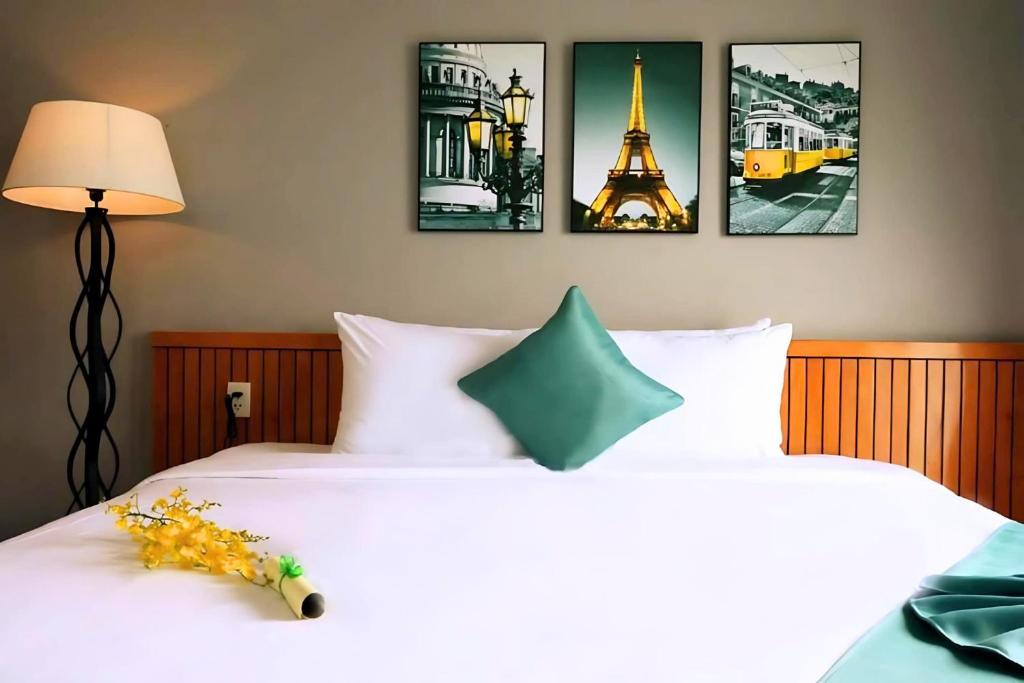 Phòng Executive Giường Đôi/2 Giường Đơn Có Ban Công