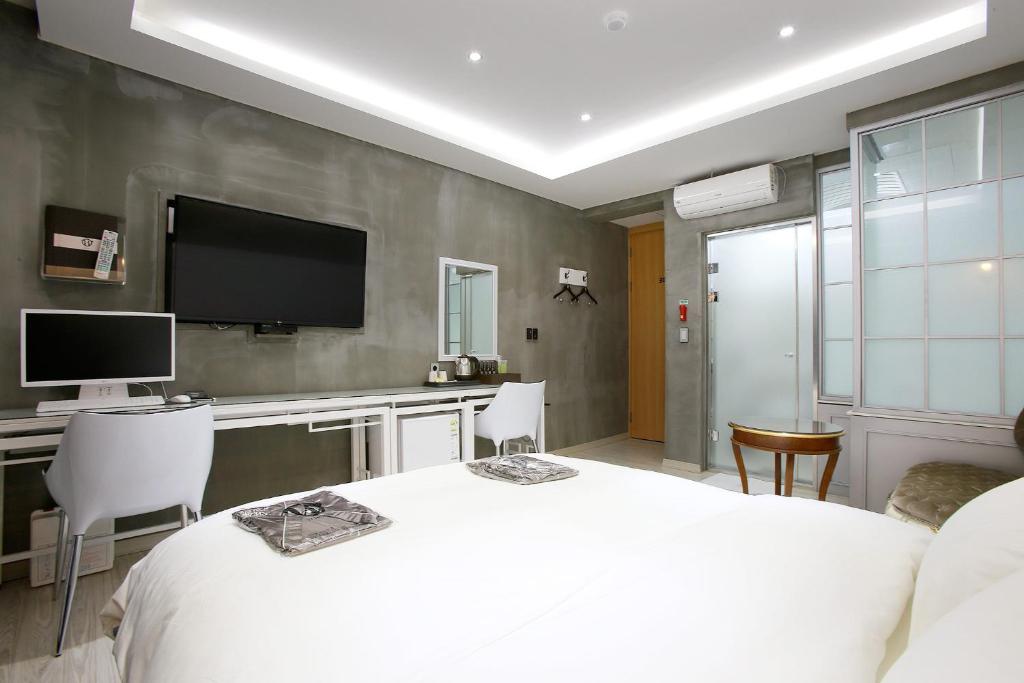TV a/nebo společenská místnost v ubytování W Hotel
