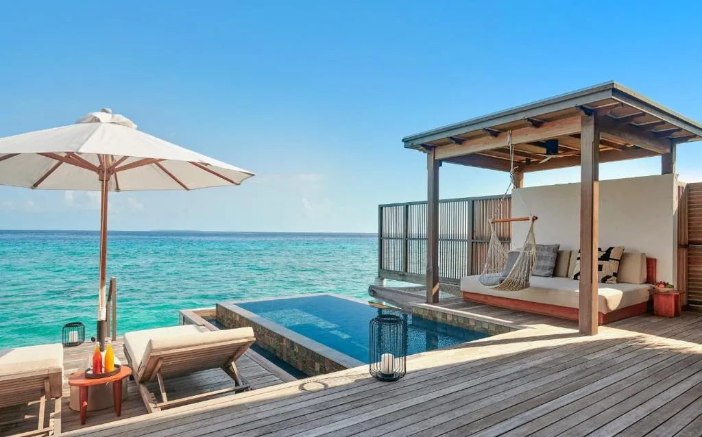 Sunrise Water Villa with Pool