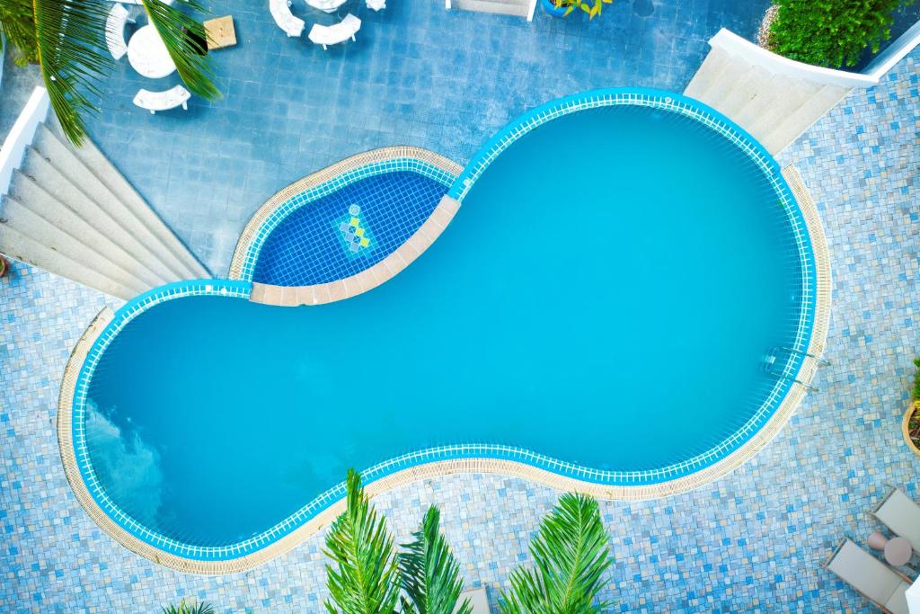 Meet Holiday International Hotel-Patong ???????????-??? - Resim 2