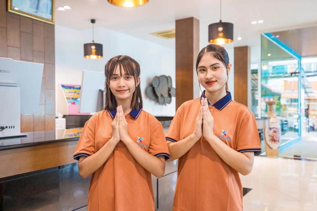 Meet Holiday International Hotel-Patong ???????????-??? - Resim 15