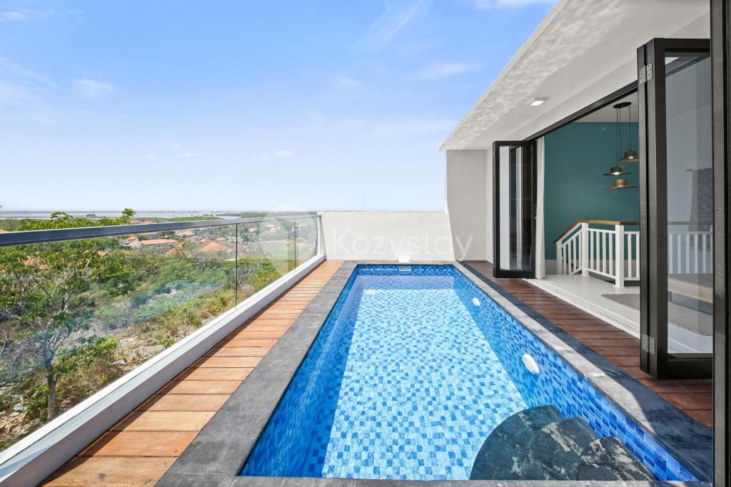 Hồ bơi trong/gần Aila Villa by Kozystay - Nusa Dua