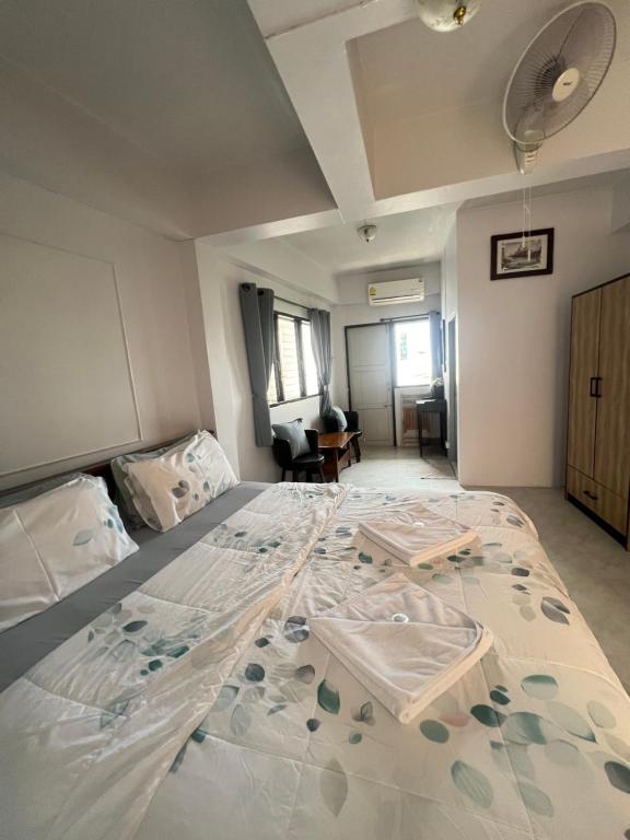 Postel nebo postele na pokoji v ubytování Sofia Hotel