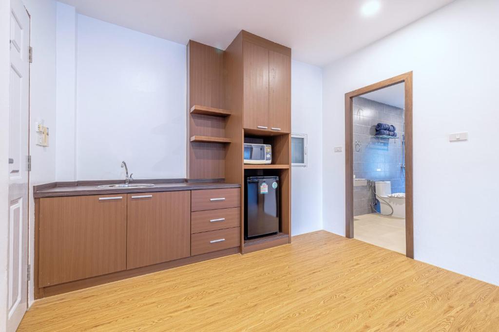 Meet Holiday International Hotel-Patong ???????????-??? - Resim 45