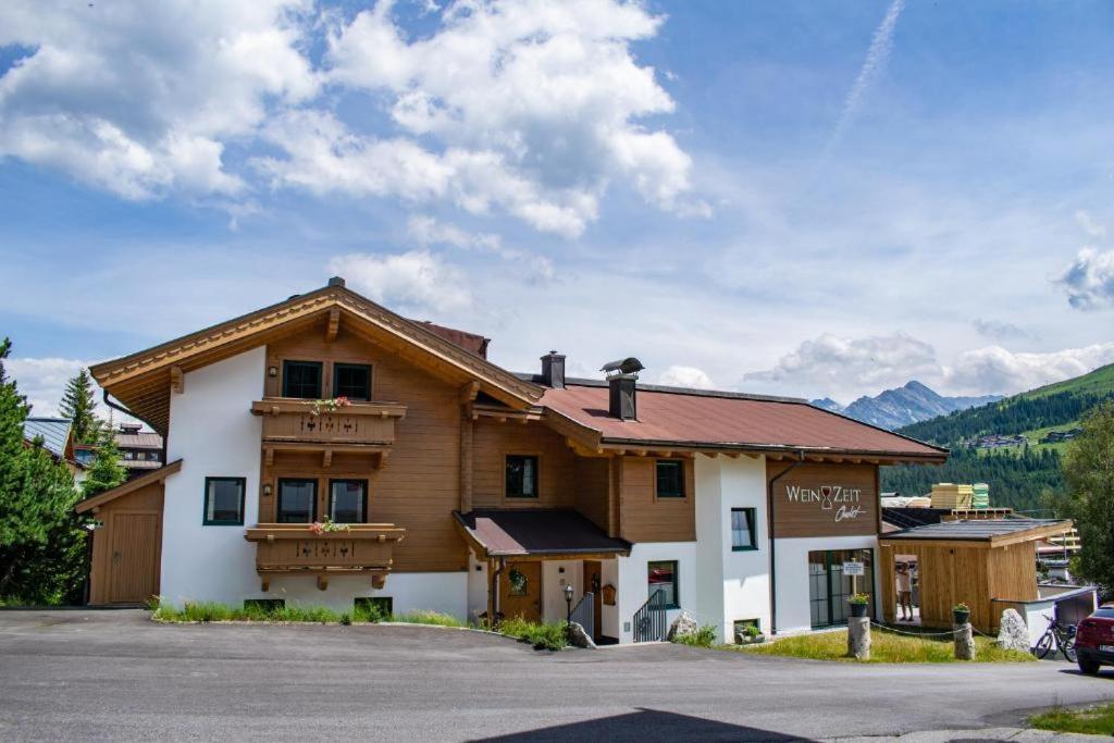 Nespecifikovaný výhled na hory nebo výhled na hory při pohledu z apartmánu