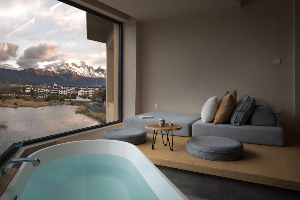 Fotografie z fotogalerie ubytování 云渡雪山湖景民宿 Vento Snow Mountain Lake View B&B v destinaci Li-ťiang