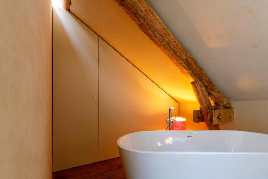 Koupelna v ubytování GRAACE House Suites