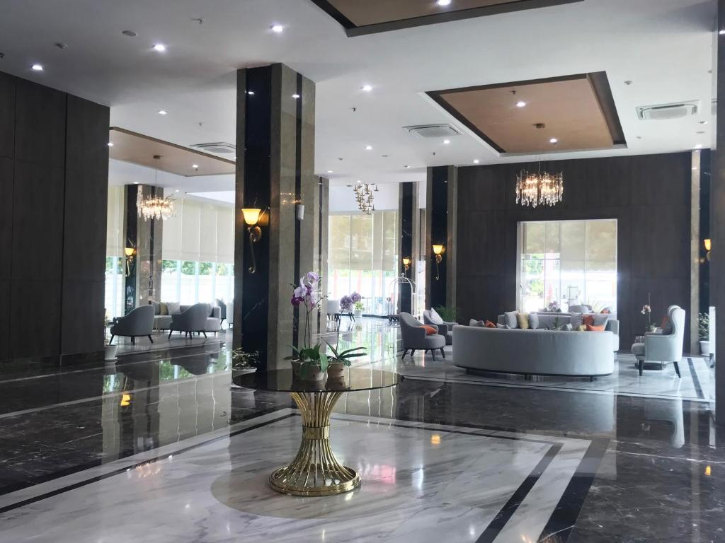 Posezení v ubytování Labersa Hotel & Convention Center Samosir