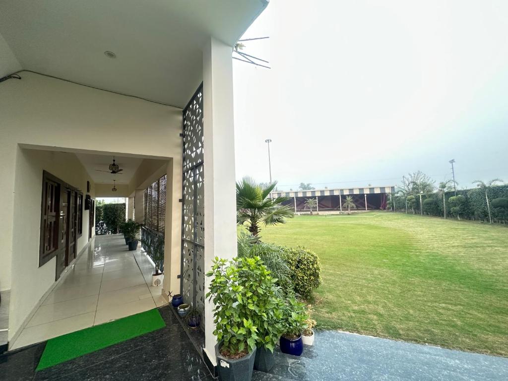 Zahrada ubytování SS Farms Hotel & Resort I Couple Friendly Near Jindal Global University I Sonipat