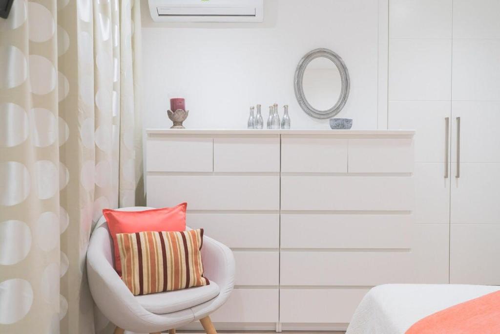 Posteľ alebo postele v izbe v ubytovaní Precioso Apartamento 2 hab. en Malaga Centro