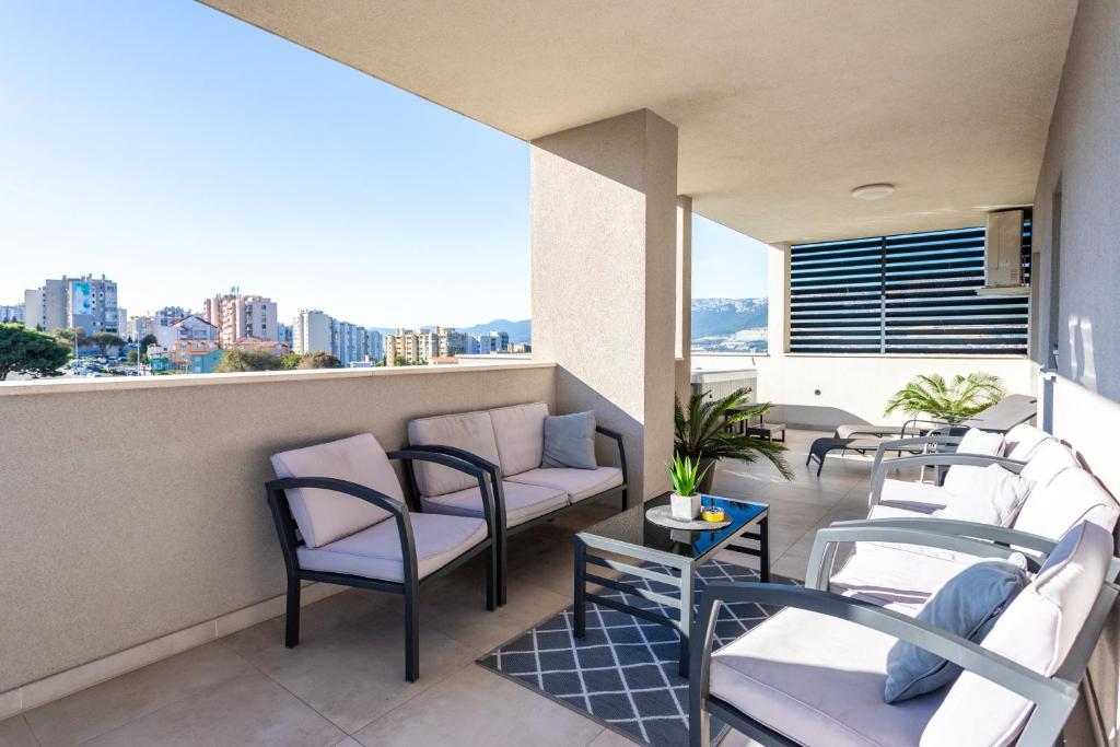 Fotografia z galérie ubytovania Luxury modern penthouse w jacuzzi & huge terrace v Splite