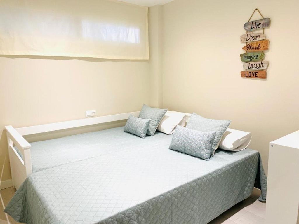Zdjęcie z galerii obiektu Bonito Apartamento 2hab. 2 baños w mieście Benalmádena