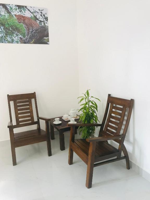 Sri White Villa Airport Boutique Hotel - 13