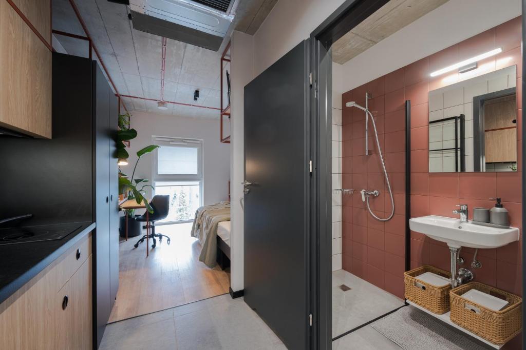 MILESTONE Wroclaw Fabryczna - 6