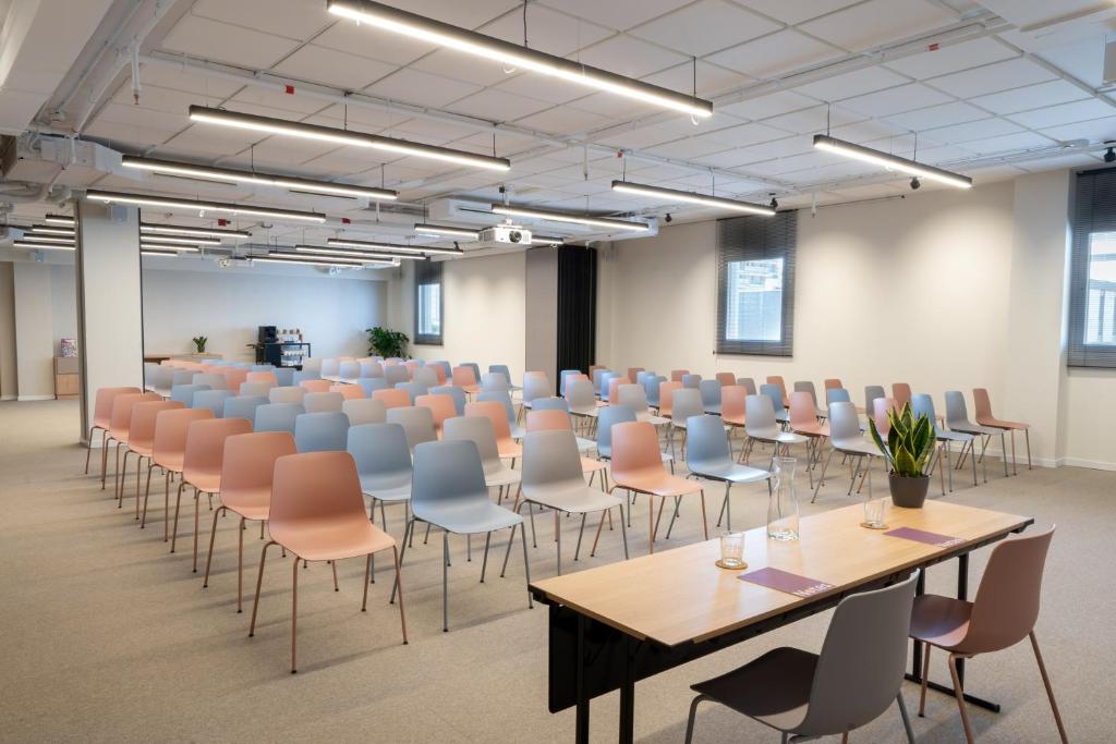 Konferenční prostory v ubytování INNSiDE by Meliá Madrid Valdebebas