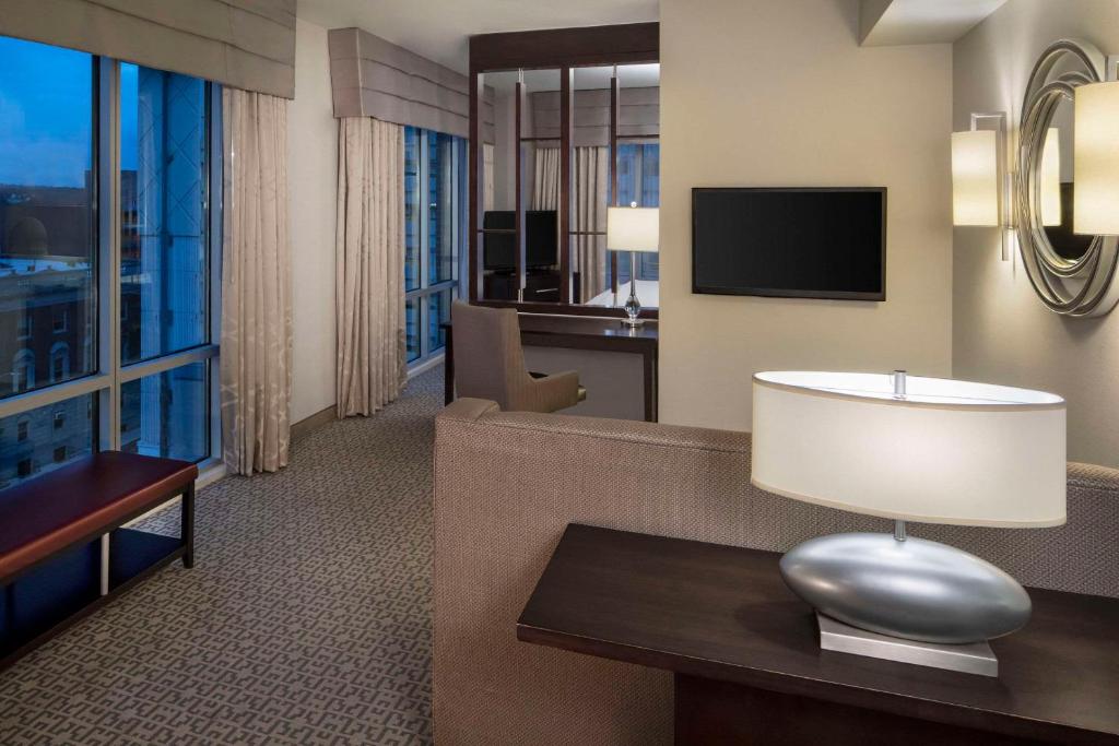 Cambria Hotel White Plains - Downtown - One-Bedroom King Suite With Sofa Bed - Non-Smoking