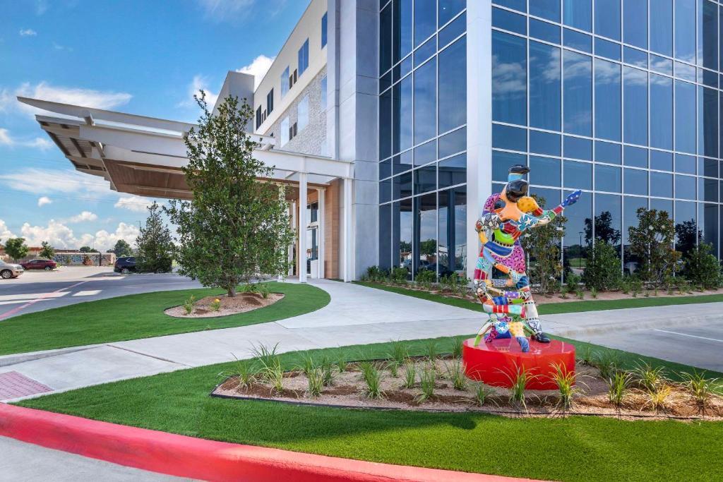 Zahrada ubytování Cambria Hotel Waco University Riverfront