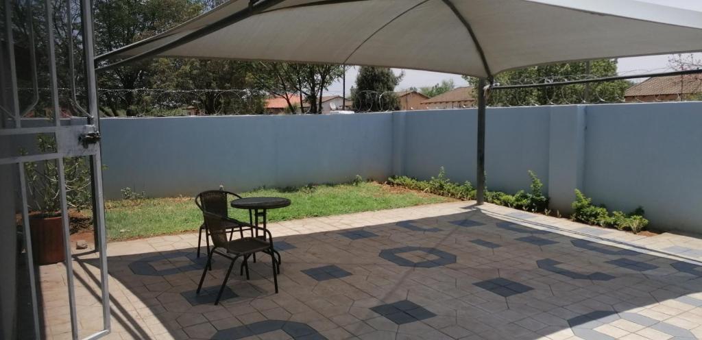 Patio nebo venkovní prostory v ubytování The Block INN (CBD)