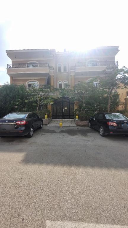 Fotografie z fotogalerie ubytování 20 Min Cairo-Airport Newcairo Villa Apt basement2 v Káhiře