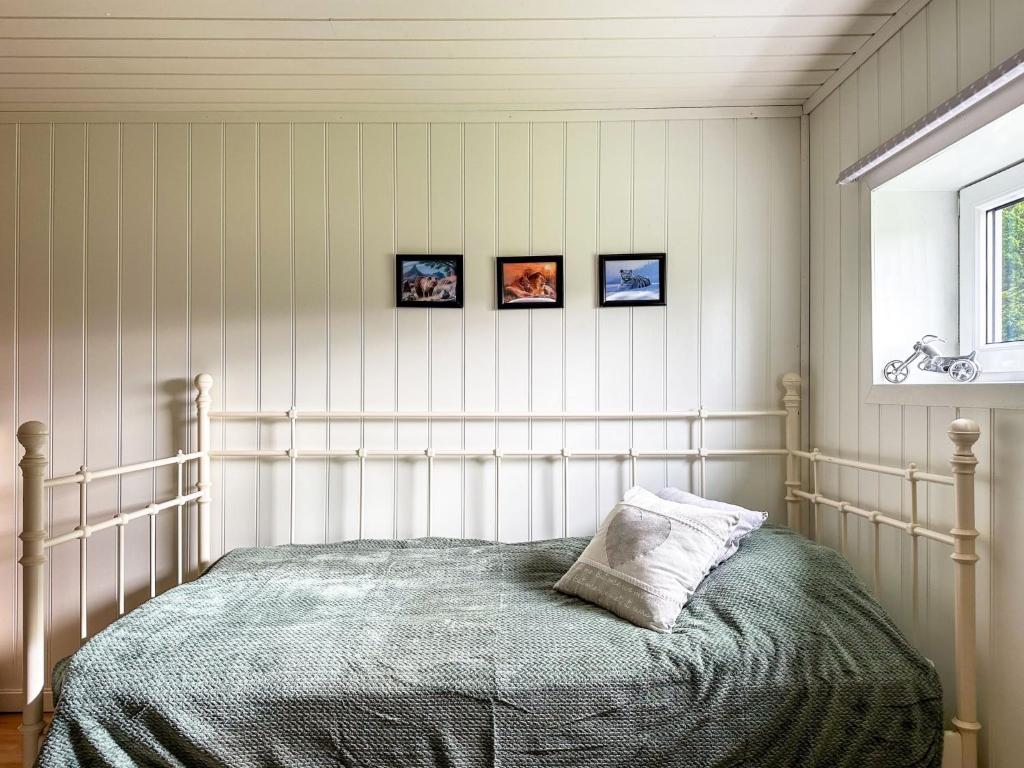 Postel nebo postele na pokoji v ubytování Holiday Home Rødehuset by Interhome