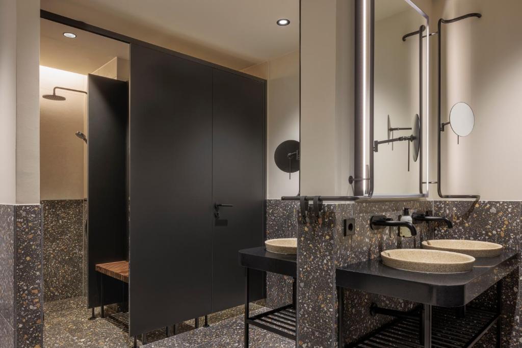 Un baño de Pods by The Usual Rotterdam