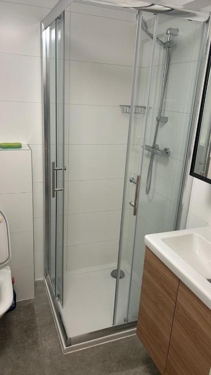 Koupelna v ubytování Helfant Luxembourg Standard Double Room 4