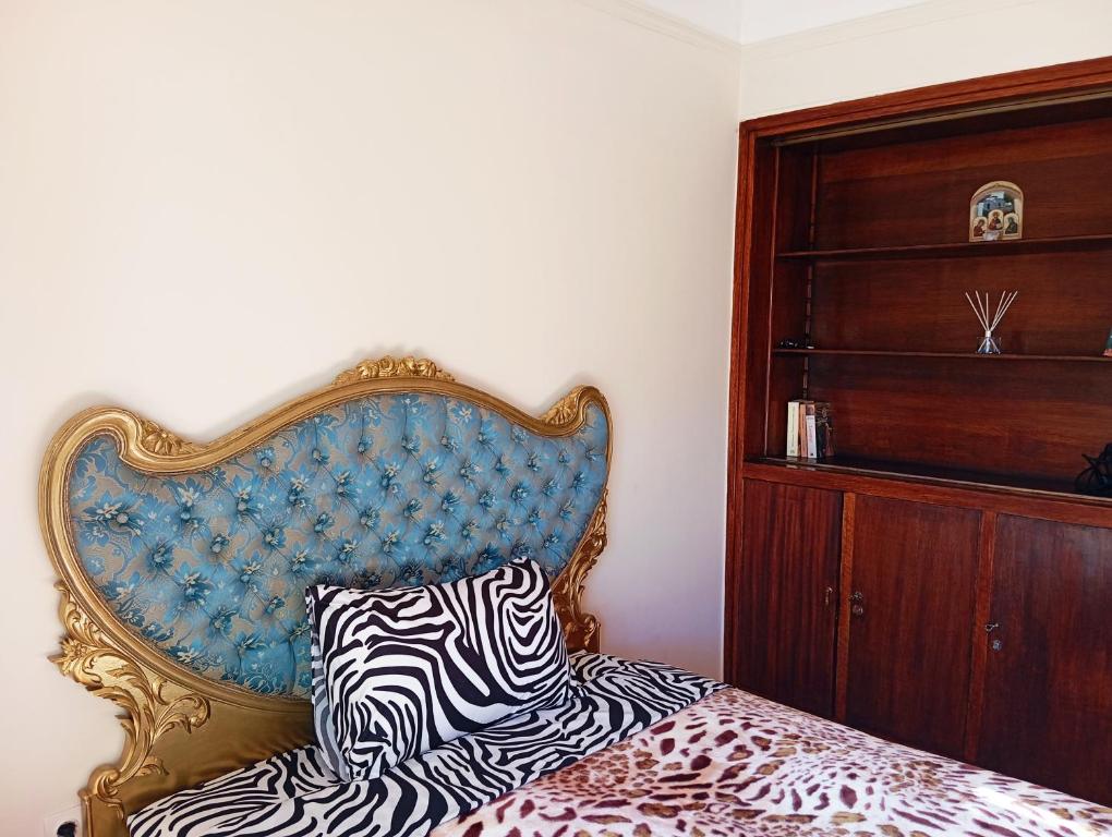 Postel nebo postele na pokoji v ubytování IRIS baroque apartment