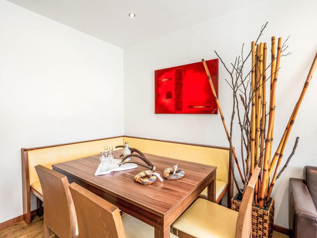 Posedenie v ubytovaní Apartment Emma-9 by Interhome