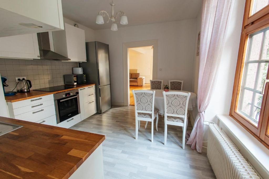 La Cure grand appartement familial 3 chambres avec terrasse et parking à 10 minutes de Colmar – photo 19