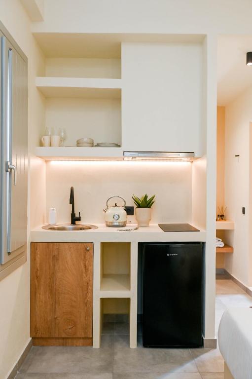 Una cocina o zona de cocina en Maeva Suites Santorini