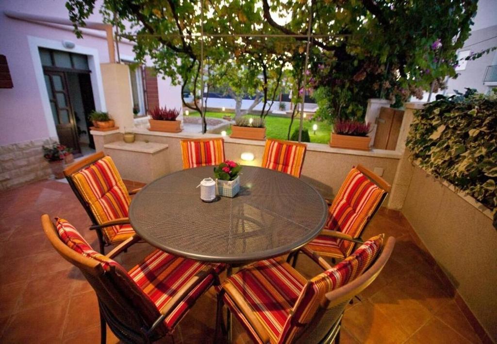 Część wypoczynkowa w obiekcie Apartments Sora