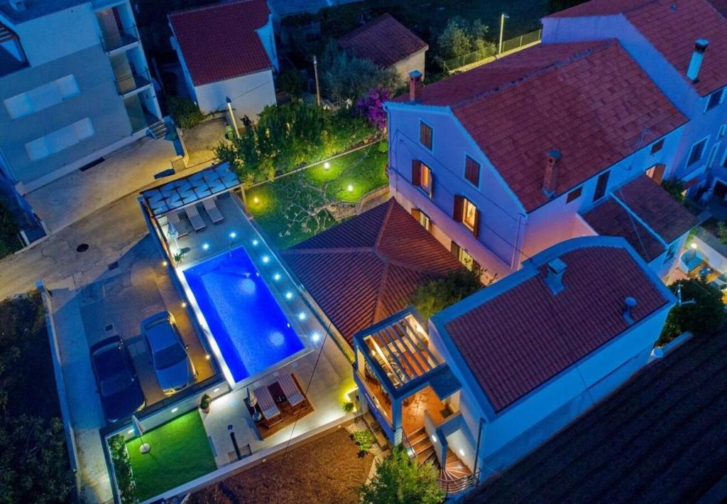 Basen w obiekcie Apartments Sora lub w pobliżu