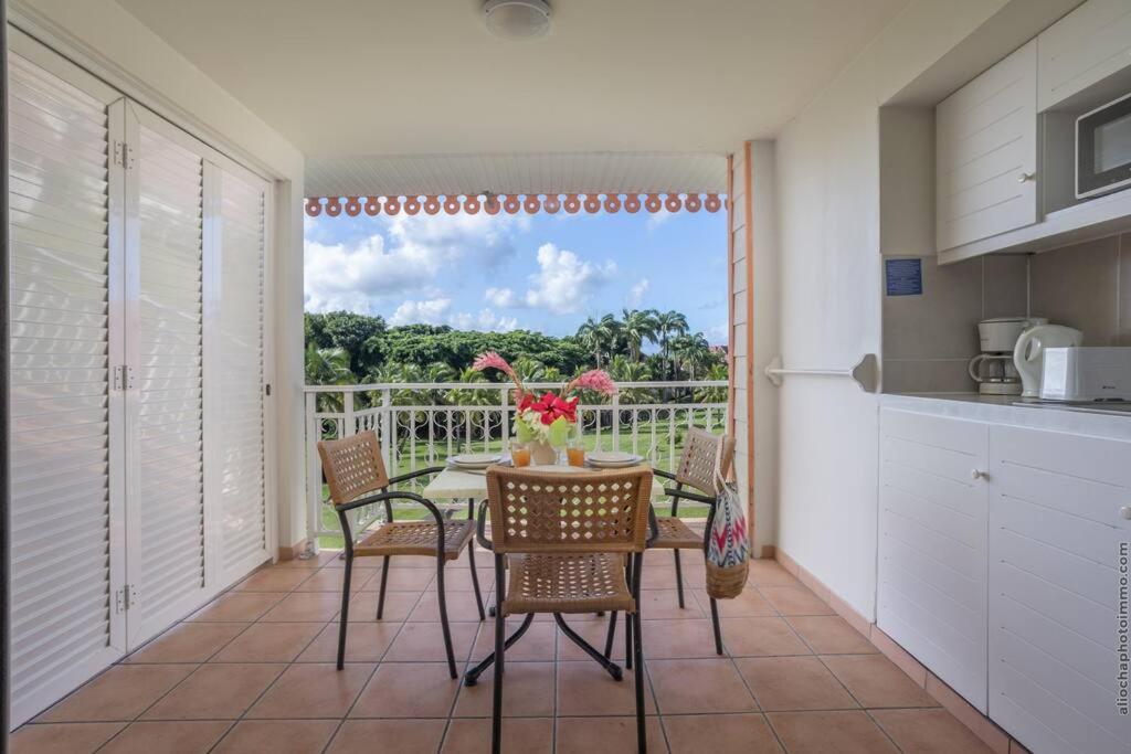 Kuchyň nebo kuchyňský kout v ubytování Suite Tropicale Village Vacances