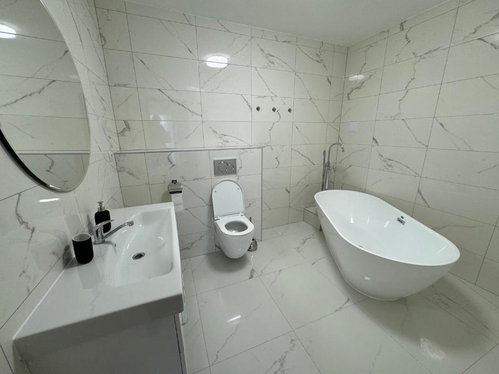 Koupelna v ubytování Hotel Sebastian u Hoffera