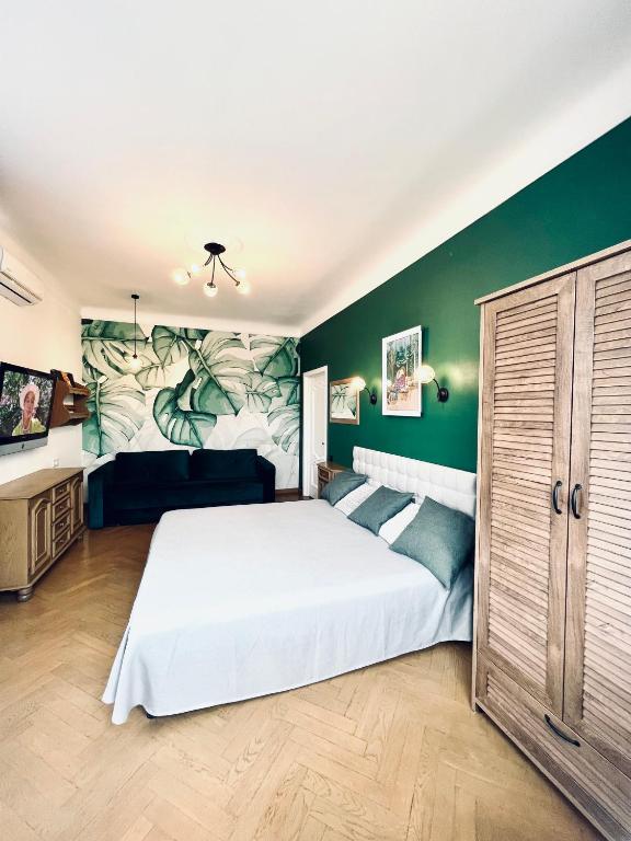 Apartment on Skorykovskyi Lane 4 - Two-Bedroom Deluxe Apartment With Balcony