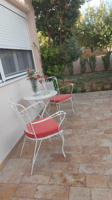 NN Rooms and Suites near Athens Airport - 18