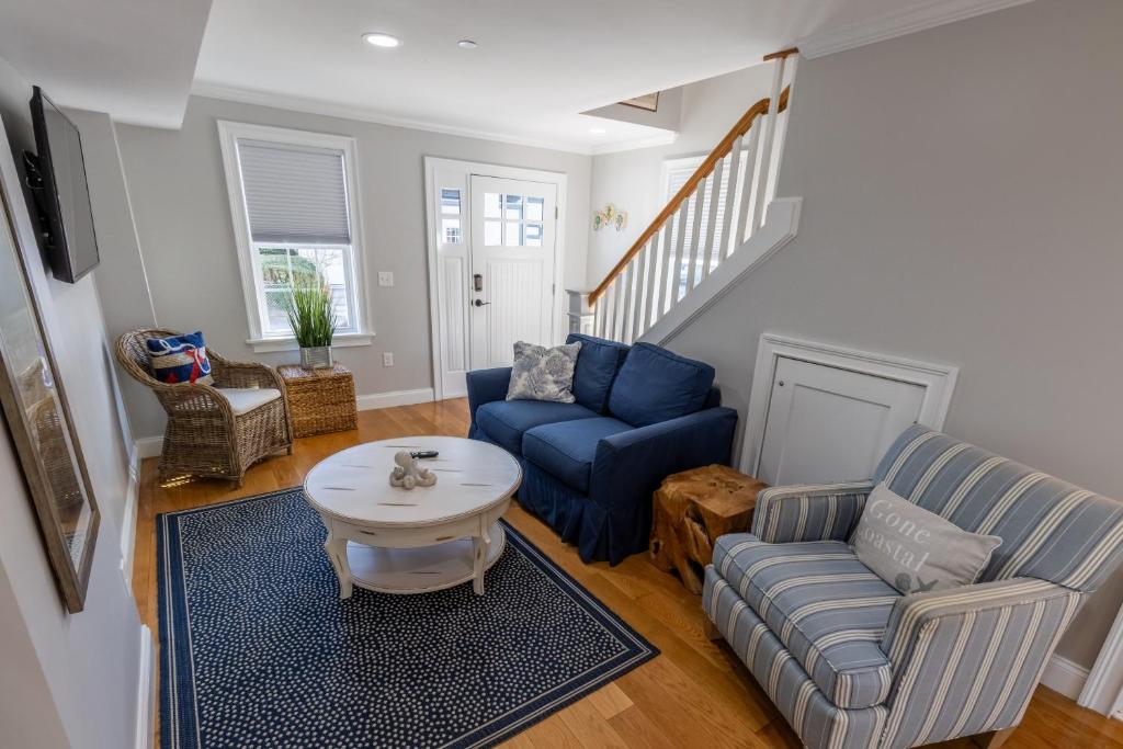The Newport Lofts - 617 Thames Street - Apartamento - 2 Niveles