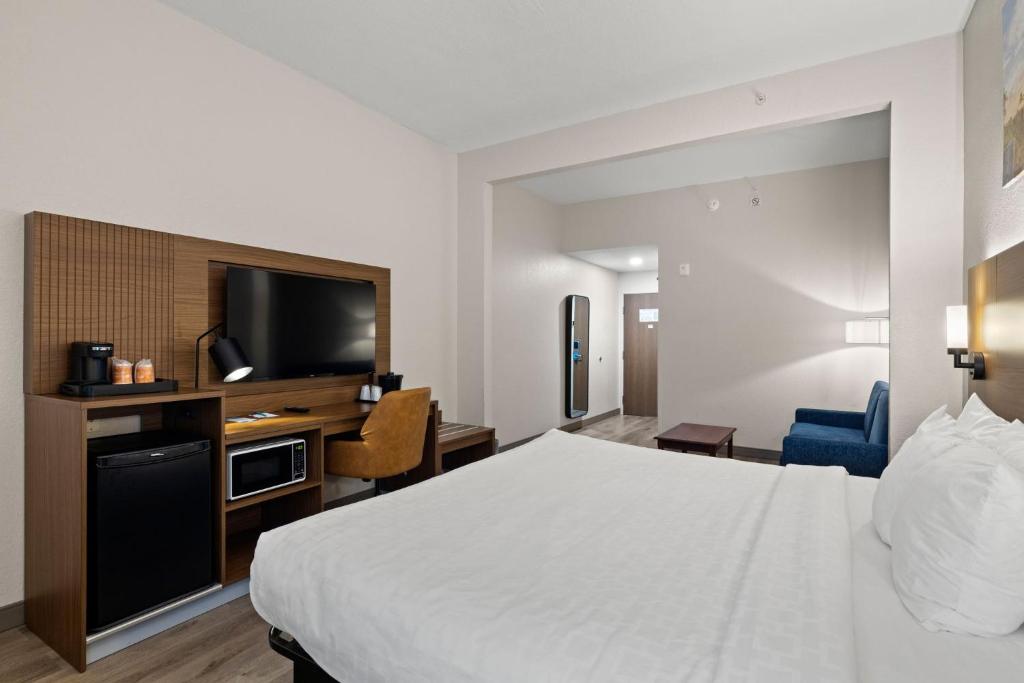 Clarion Pointe Lakeland I-4 - Habitación King - Accesible/No Fumadores