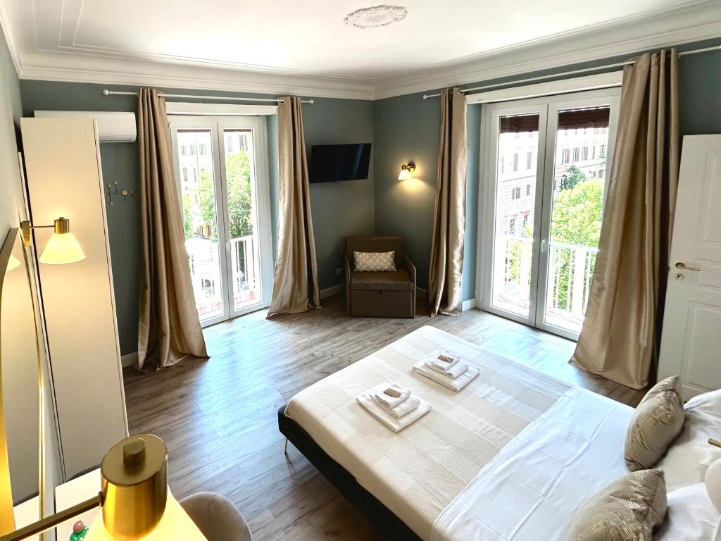 A bed or beds in a room at San Pietro Rooms 84