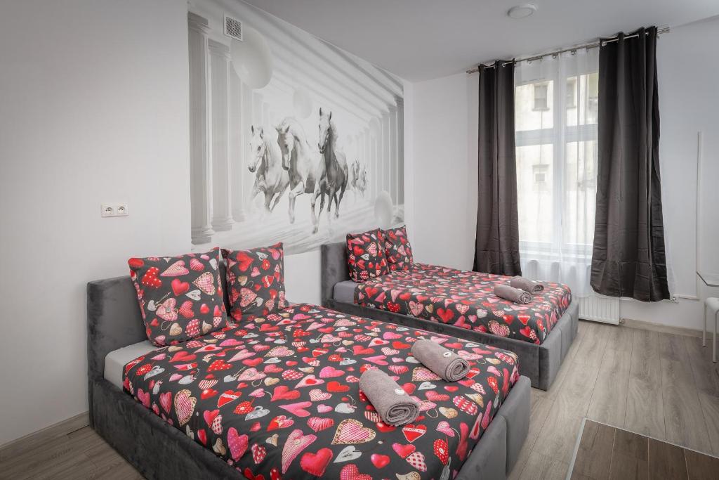 70s Business Room - Resim 17