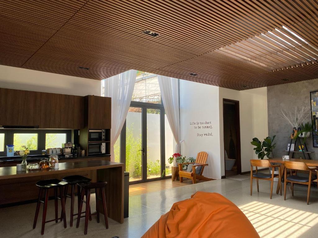 Kuchyň nebo kuchyňský kout v ubytování Ekehaus Đà Lạt