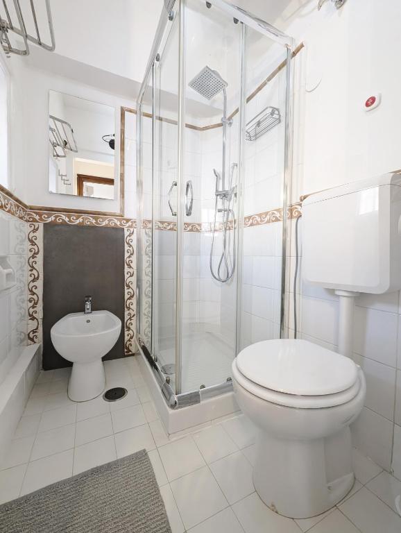 A bathroom at Setes - Appartamento in centro