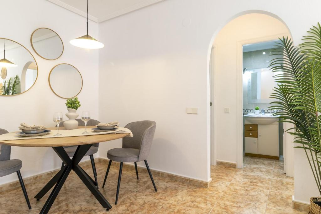 Kuchyňa alebo kuchynka v ubytovaní Apartamento Pink Medsea